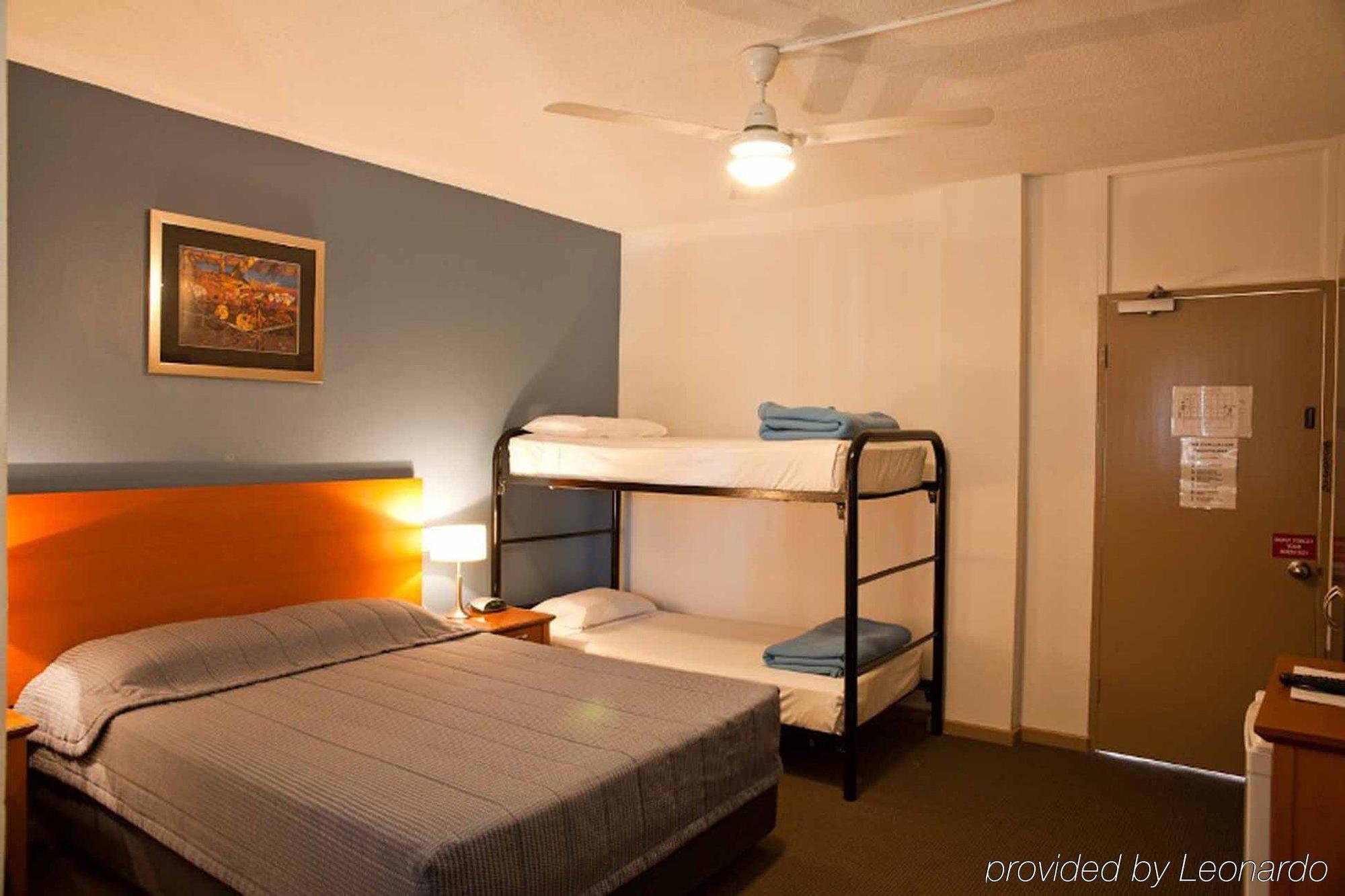 Darwin City Edge Motel & Suites Room photo